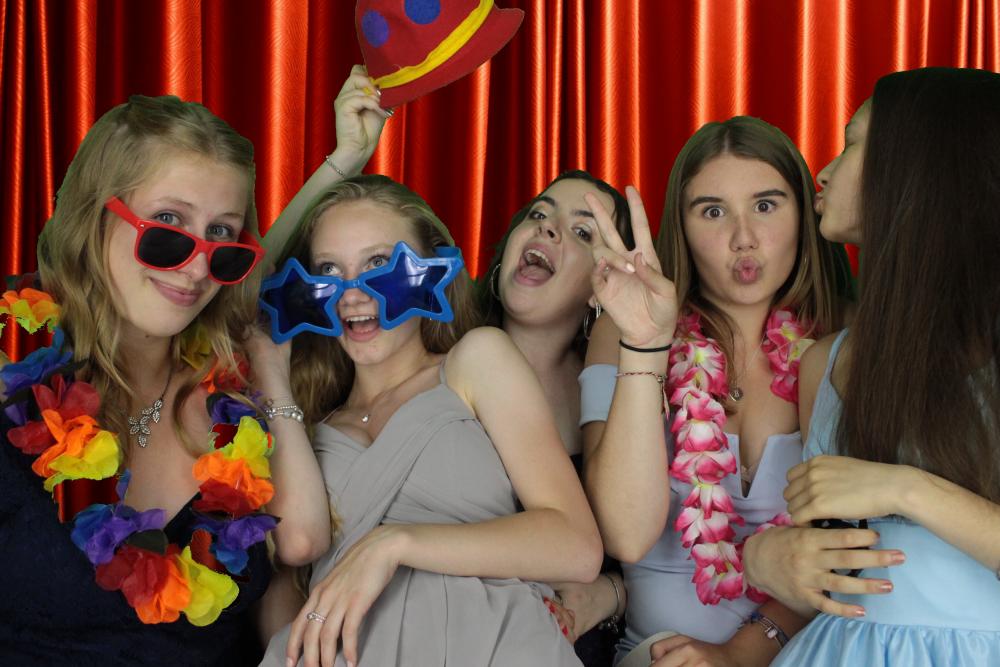 Christ School Prom | View more photos from the event at gallery.myphotoboothexperience.co.uk/u/MyPhotoBoothExperienceLtd/Christ-School-Prom